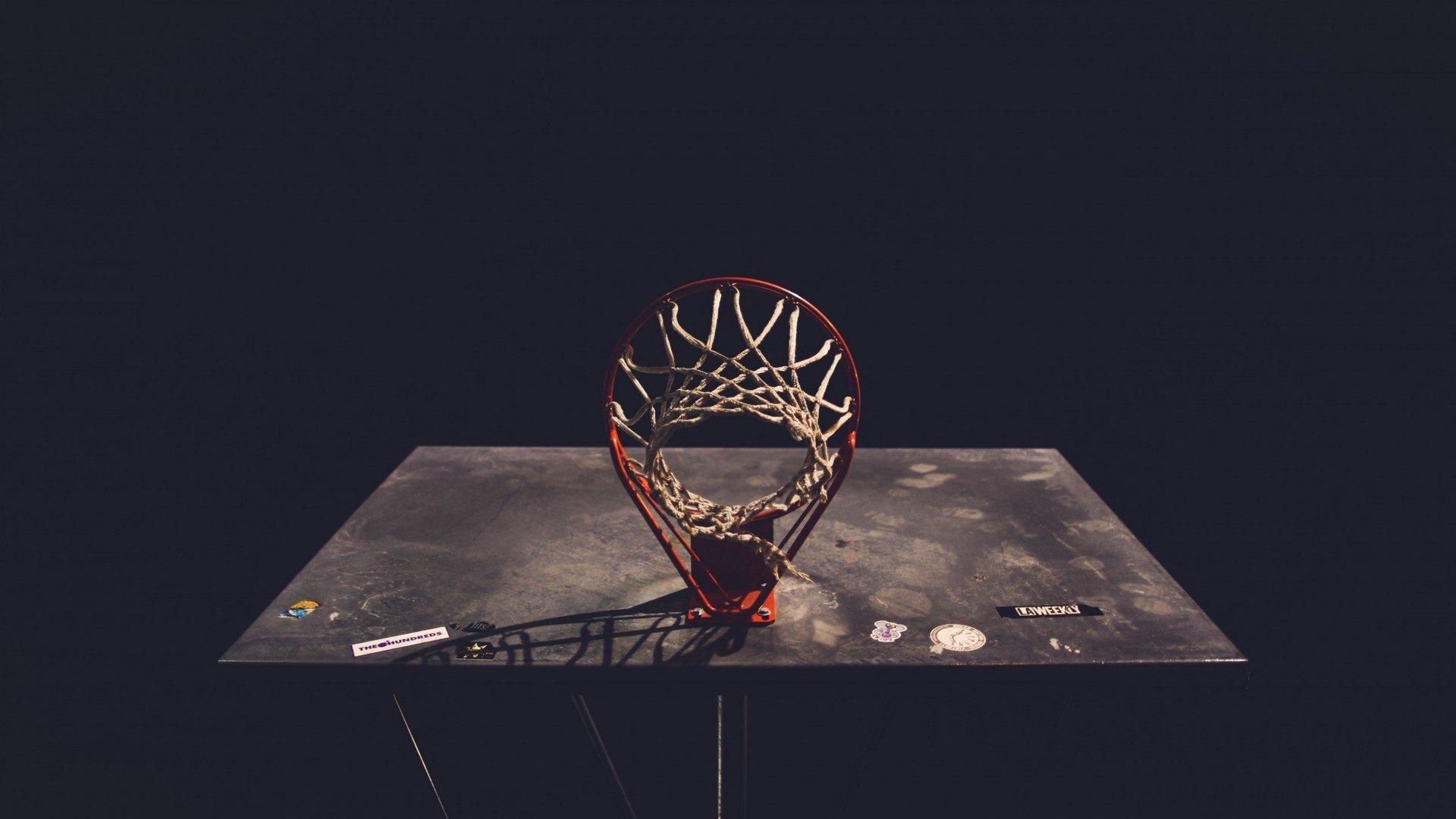 雷迪克与湖人的奇妙缘分，从对手到掌舵，命运交织的紫金新篇章